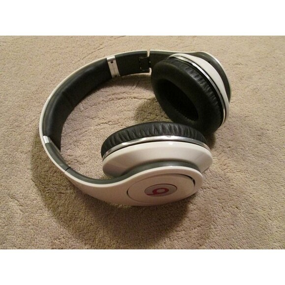 Beats By Dre Monster Studio Headphones - Picture 4 of 4